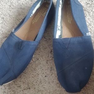 Toms shoes